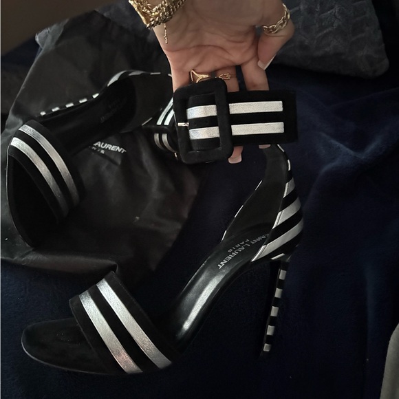 Saint Laurent Black and Silver Heels - Picture 4 of 4
